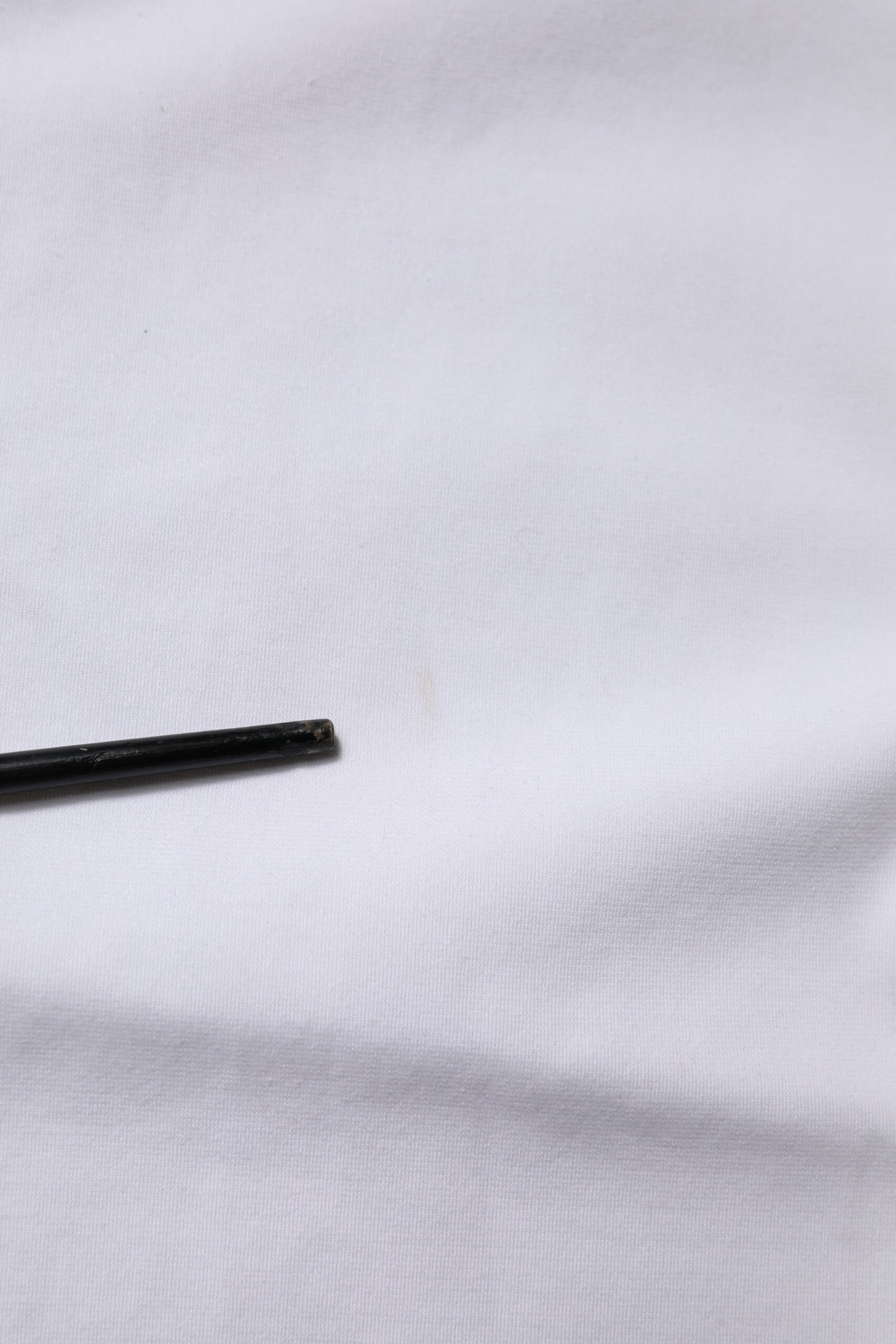 Dolce &amp; Gabbana – Weißes, kurzärmliges T-Shirt mit Logoverzierung