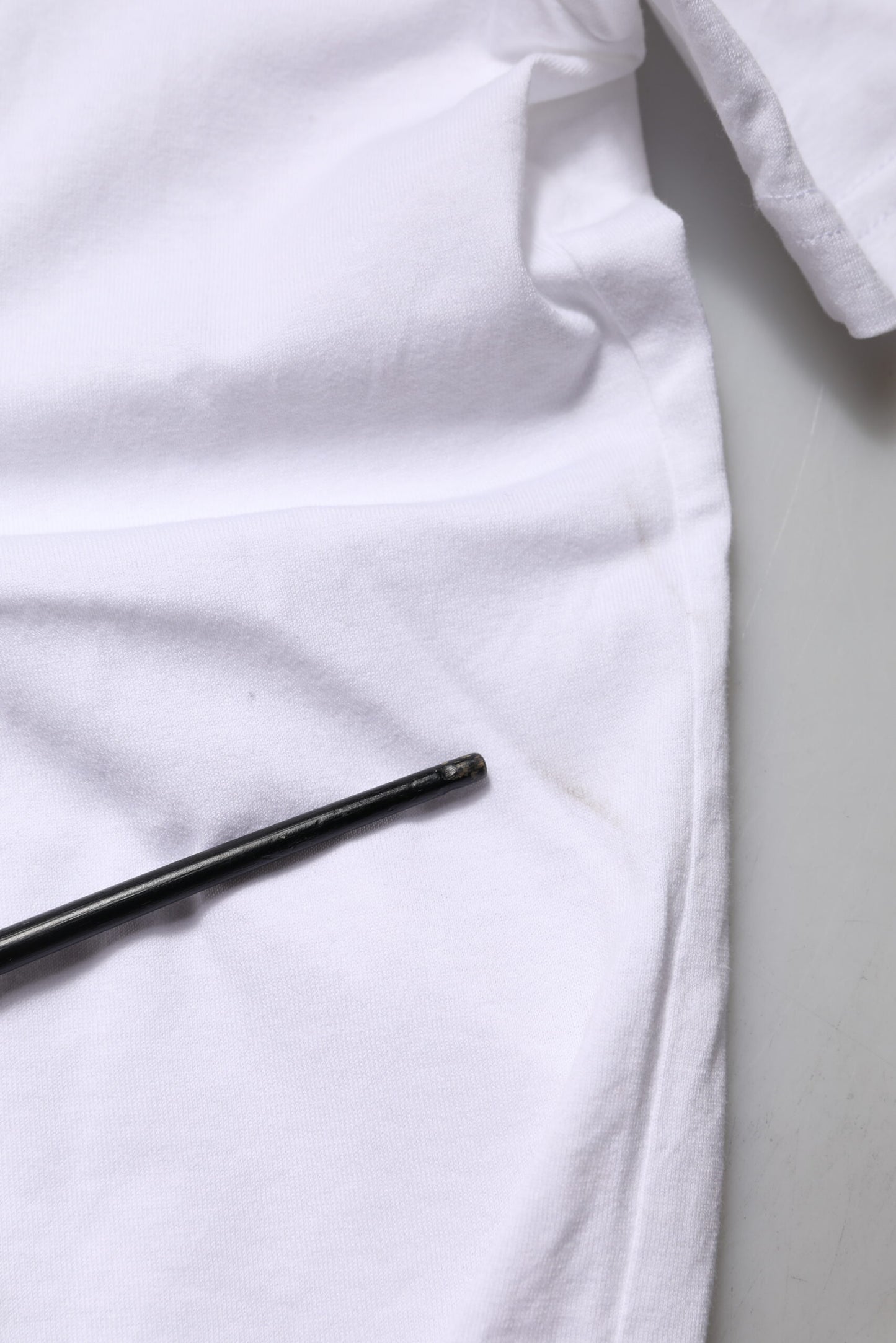 Dolce &amp; Gabbana – Weißes, kurzärmliges T-Shirt mit DG-Logo-Print