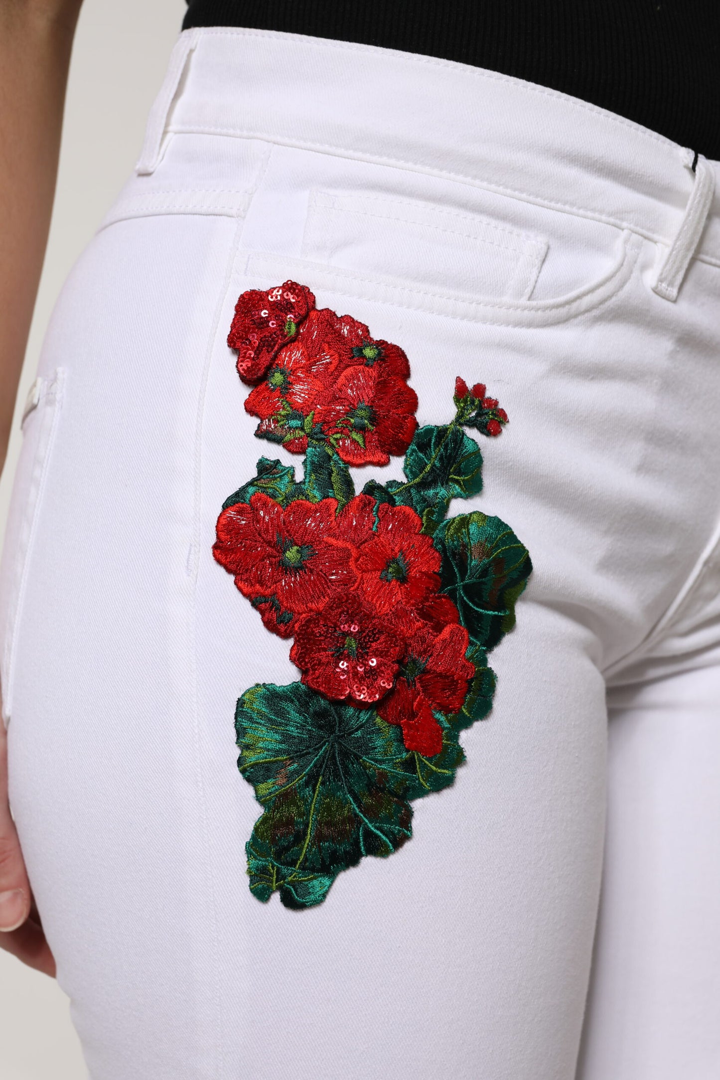 Dolce &amp; Gabbana Weiße GIRLY-Jeans mit Blumen- und Paillettenbesatz