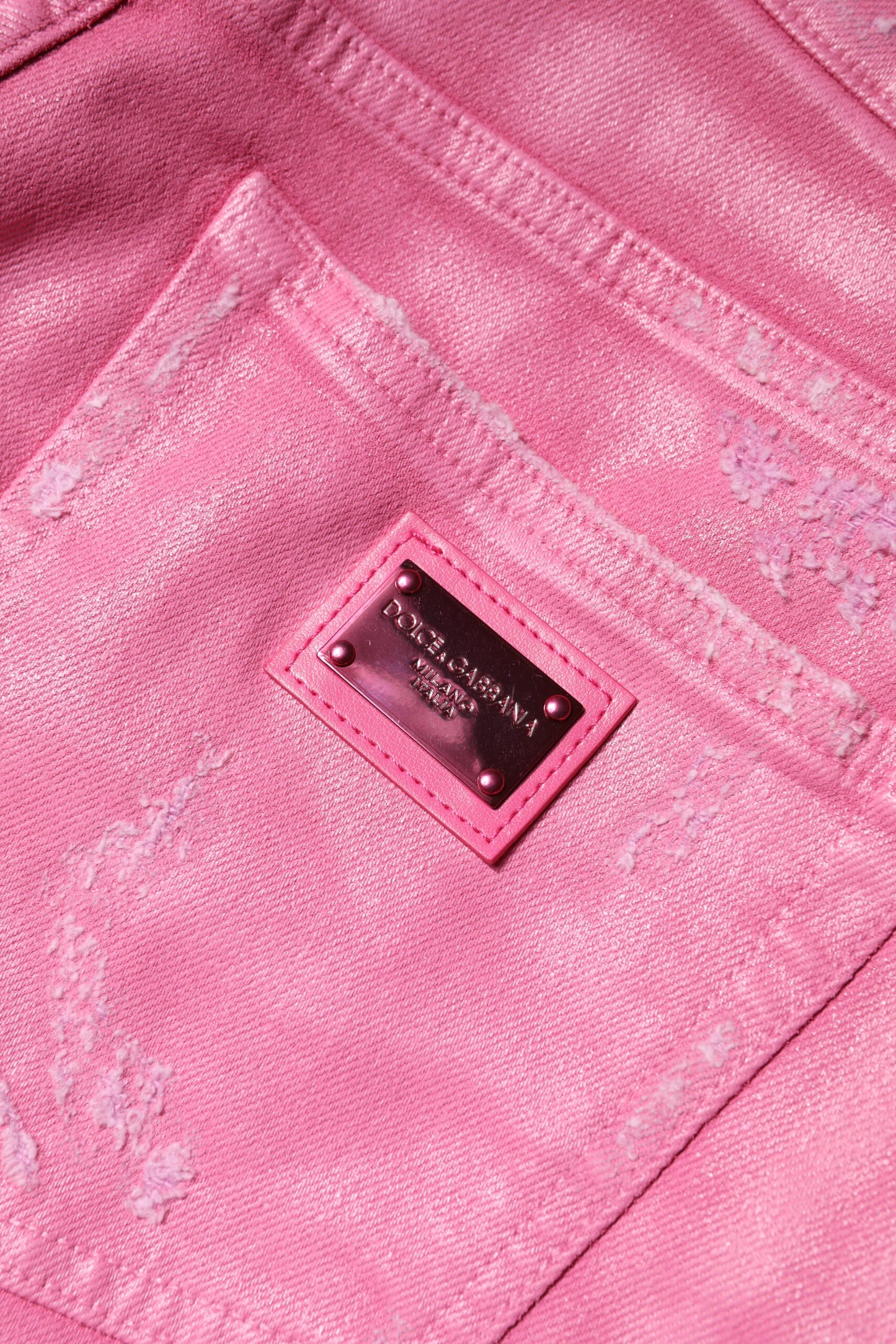 Dolce &amp; Gabbana – Zerfetzte, konisch zulaufende Jeans aus Denim mit mittlerer Taille in Rosa