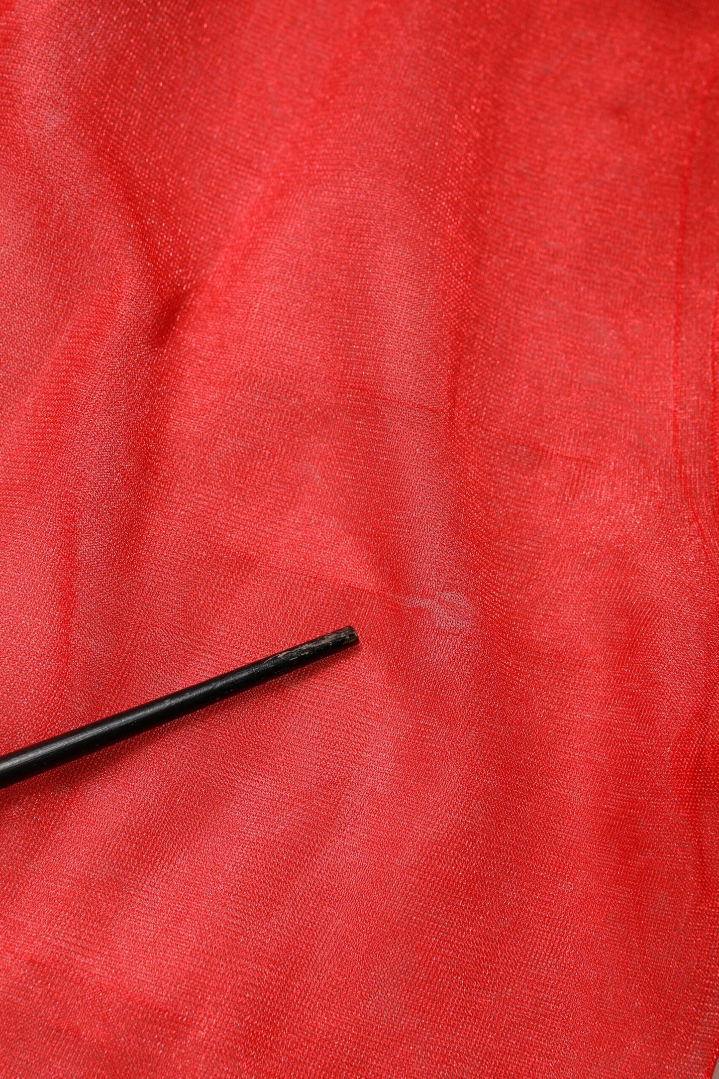 Dolce &amp; Gabbana – Langärmliges Blusenoberteil mit Rollkragen aus rotem Tüll