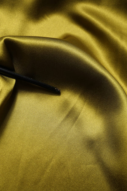 Dolce &amp; Gabbana – Grünes Blusenoberteil mit Ascot-Kragen und langen Ärmeln