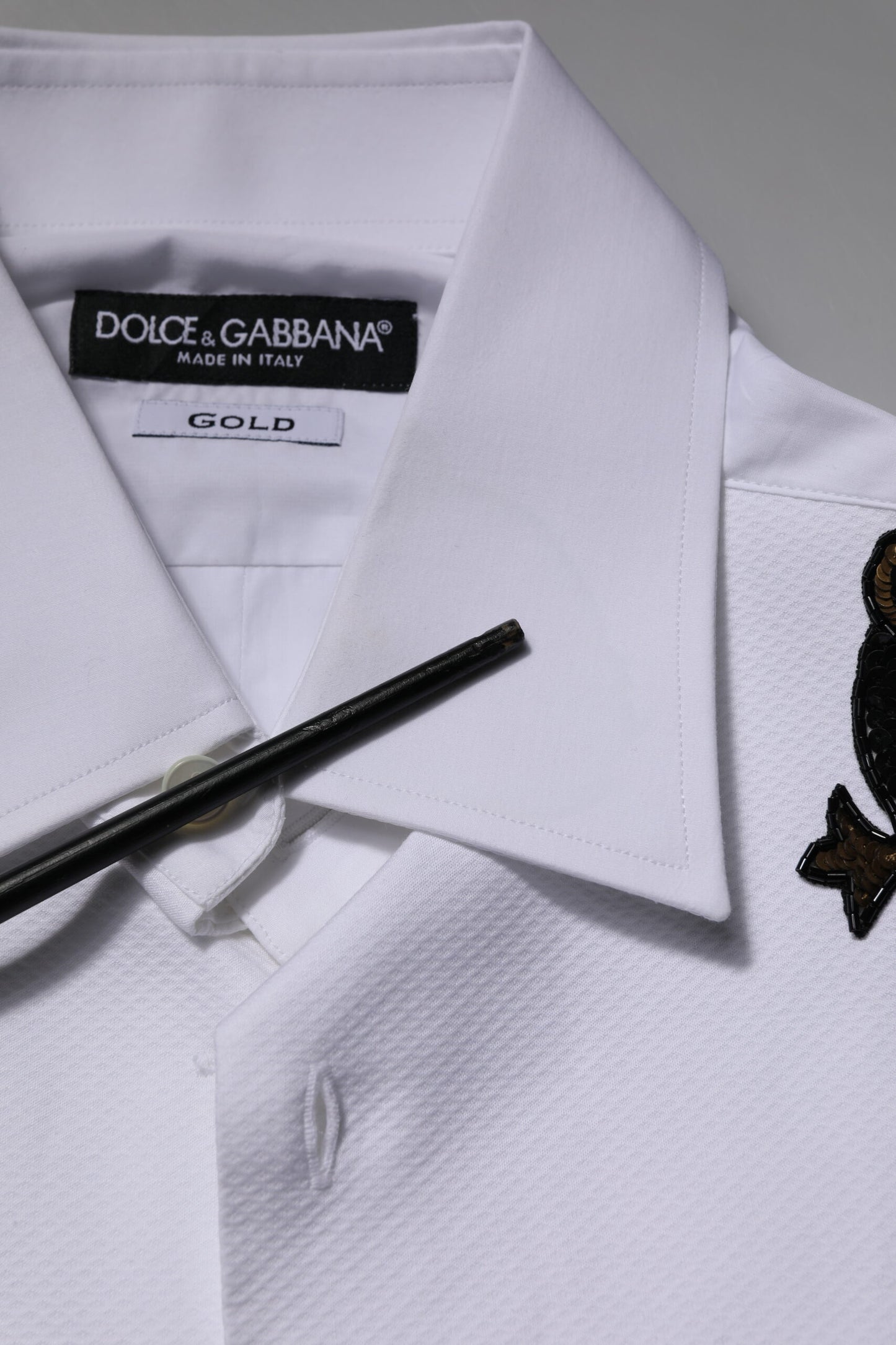 Dolce &amp; Gabbana – Weißes, mit GOLD verziertes formelles Herrenhemd