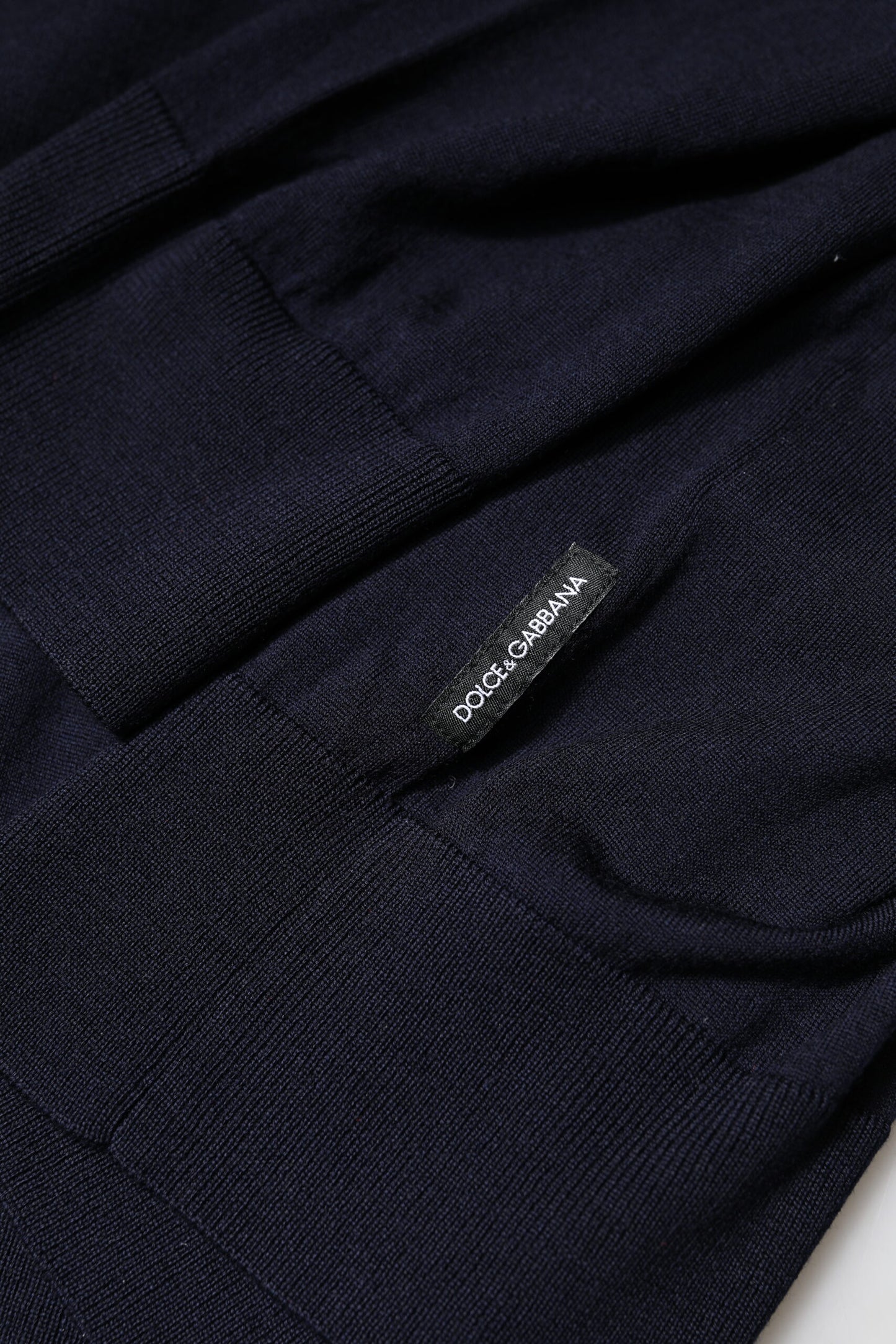 Dolce &amp; Gabbana, blauer Pullover mit Rollkragen und langen Ärmeln