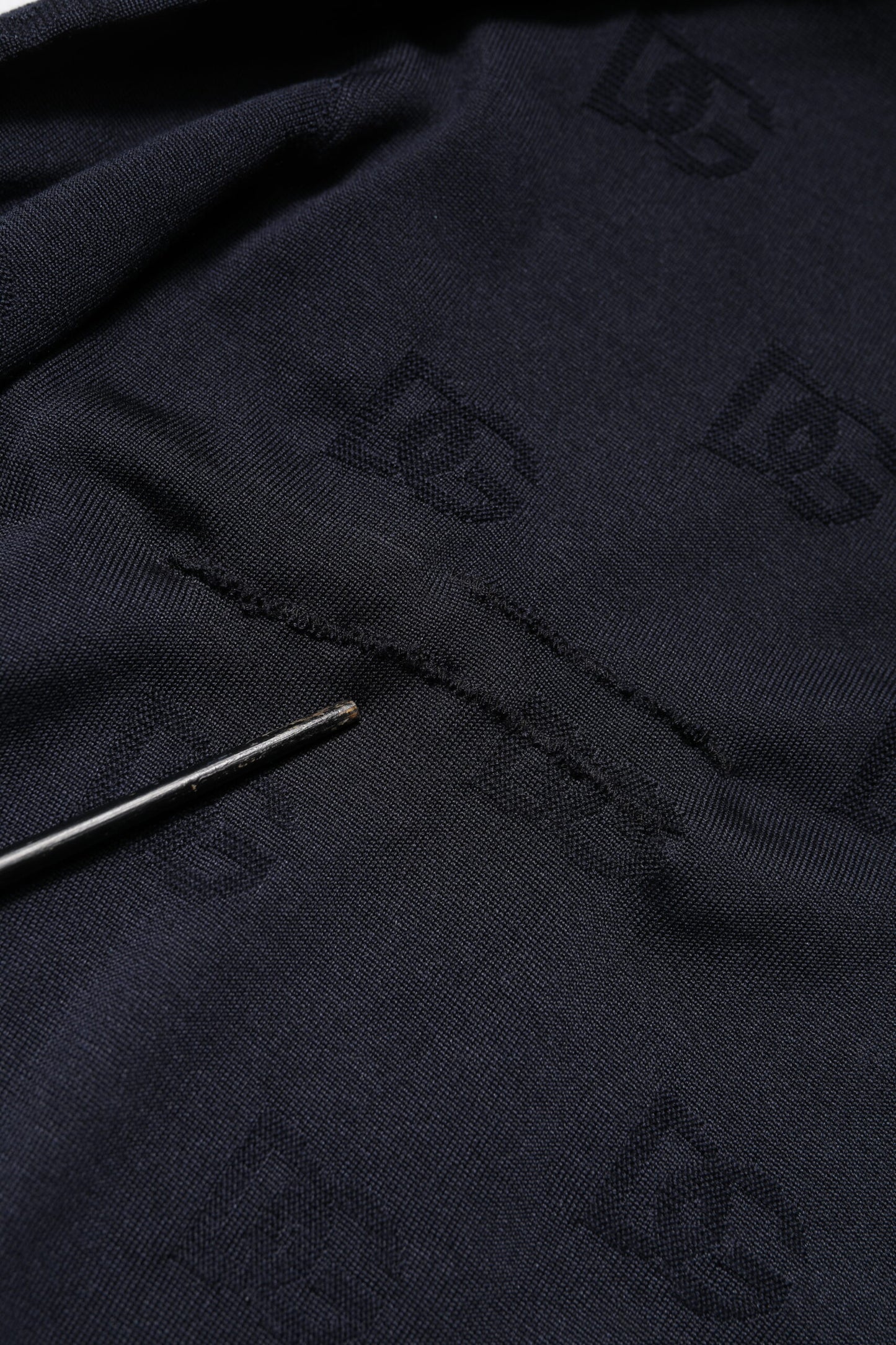 Dolce &amp; Gabbana – Schwarzes Sweatshirt aus Seide mit Rundhalsausschnitt