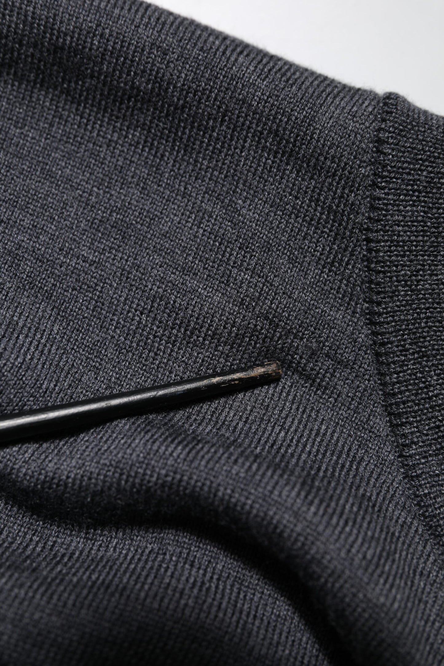 Dolce &amp; Gabbana Dunkelgrauer Woll-Sweatshirtpullover mit Rundhalsausschnitt