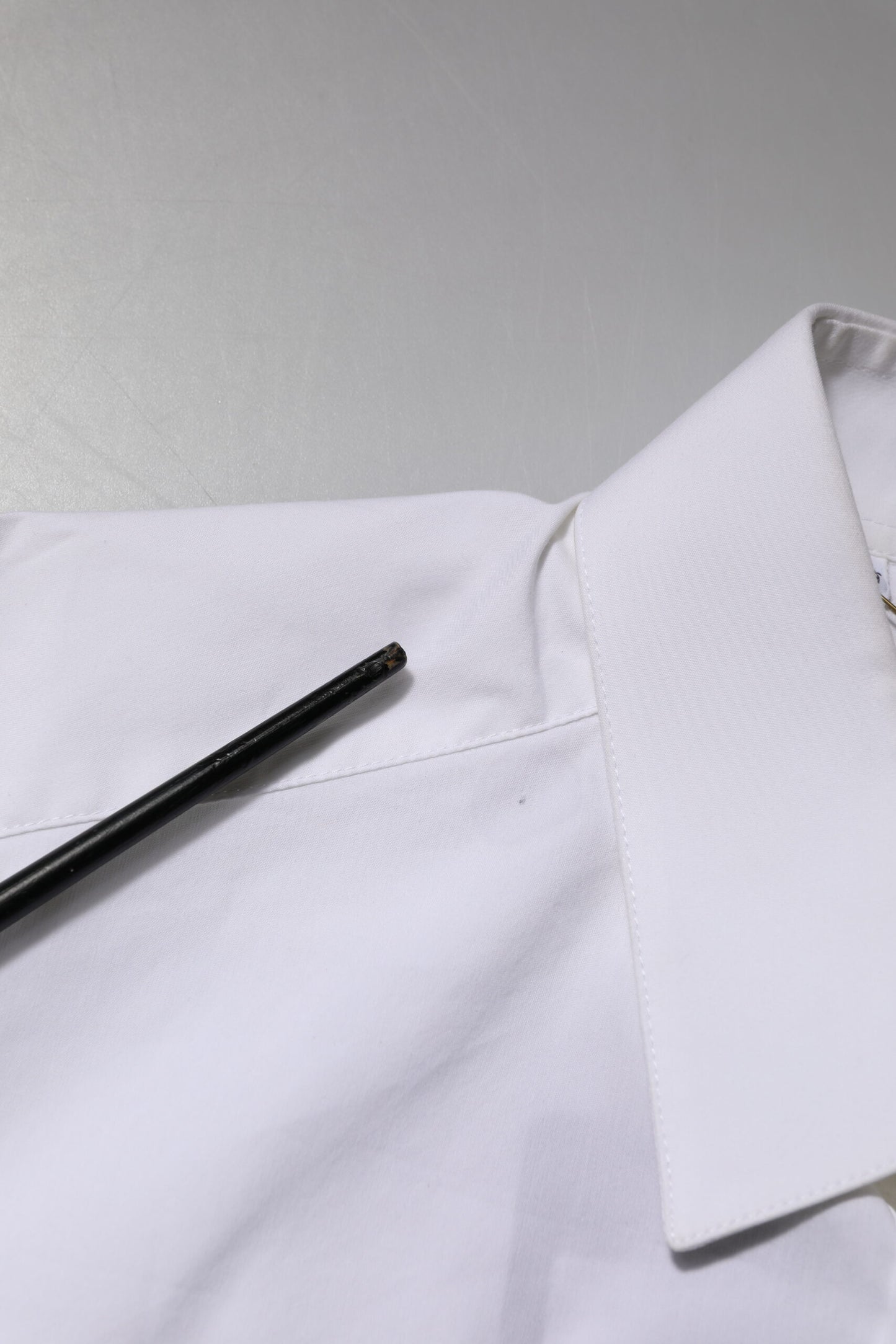 Dolce &amp; Gabbana – Weißes, langärmliges, formelles Hemd aus Baumwolle in GOLD