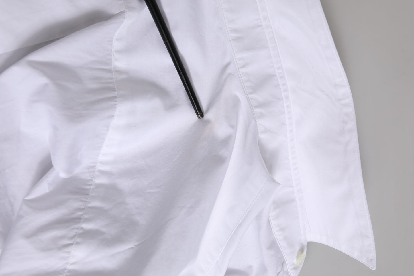 Dolce &amp; Gabbana – Weißes, GOLDfarbenes Hemd aus Baumwollpopeline