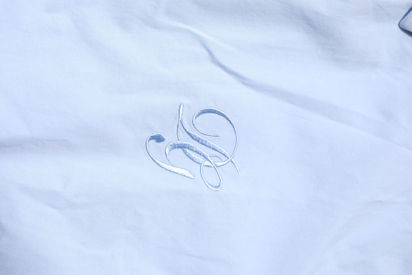 Dolce &amp; Gabbana Himmelblaues langärmliges Hemd aus Baumwolle in GOLD