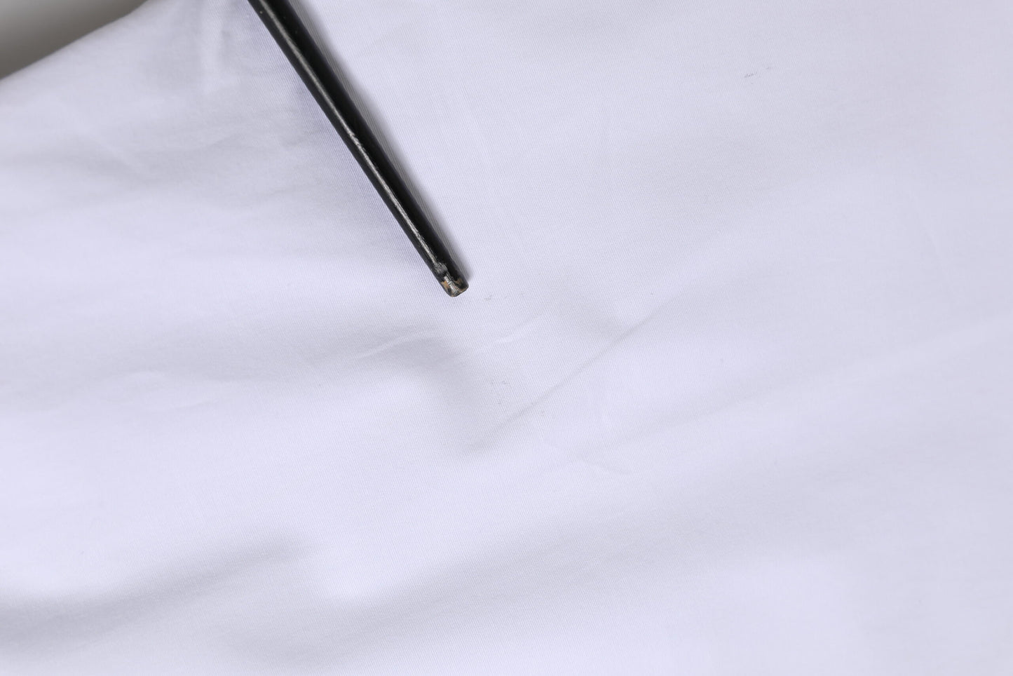 Dolce &amp; Gabbana Weißes langärmliges Hemd aus Baumwolle in GOLD