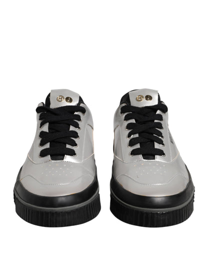 HIDE &amp; JACK – Niedrige Schnür-Sneakers in Metallic-Silber
