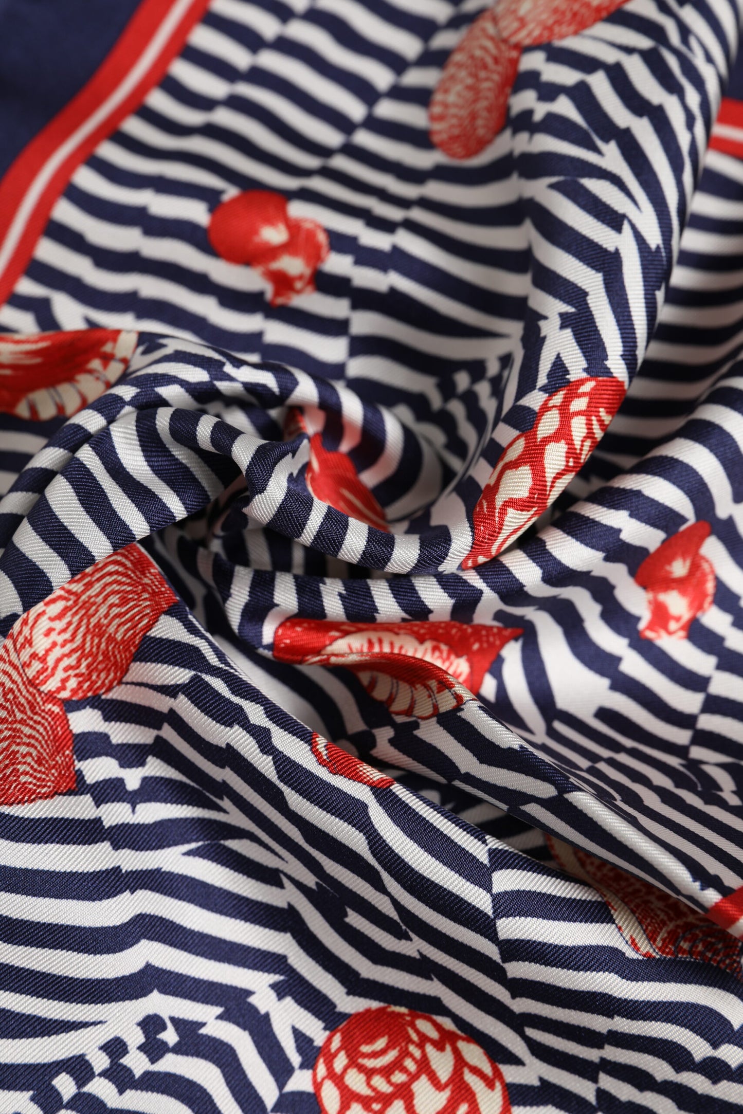 Dolce &amp; Gabbana Multicolor Seashells Square Herren Foulard Schal