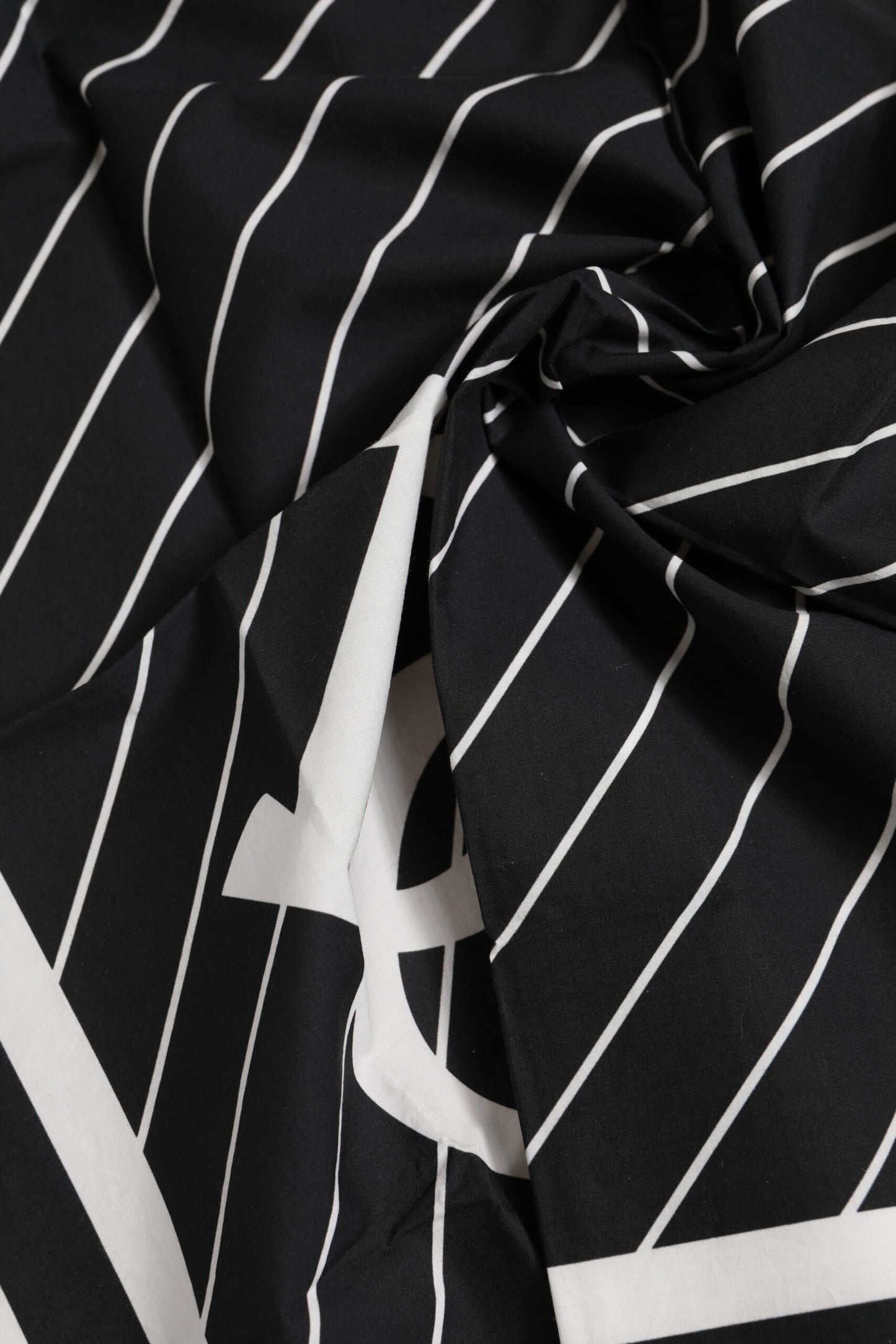 Dolce & Gabbana Black White DG Logo Square Men Foulard Scarf