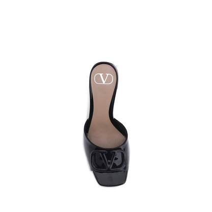 Valentino Garavani Schwarze Kalbsleder-Sandalen Modell Bos Taurus