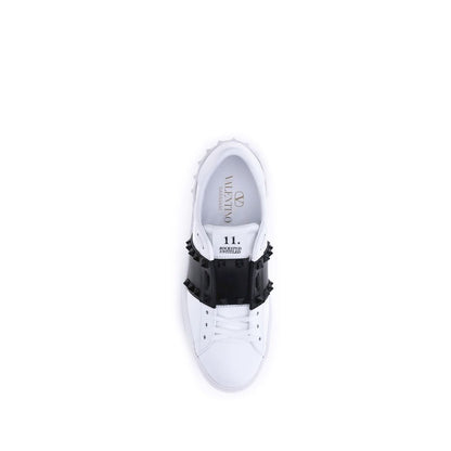 Valentino Garavani Schwarze Kalbsleder-Sneaker Bos Taurus mit niedrigem Schaft