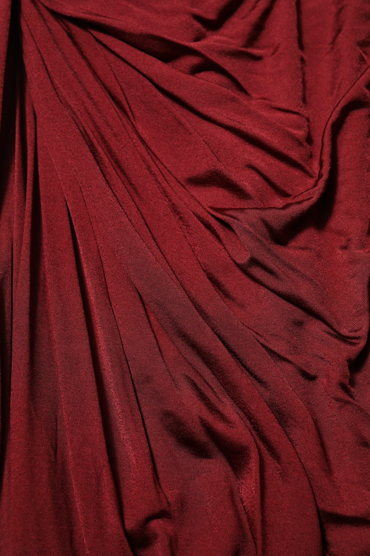 Dolce &amp; Gabbana – Eng anliegendes Midikleid aus Viskose mit One-Shoulder-Träger in Rot