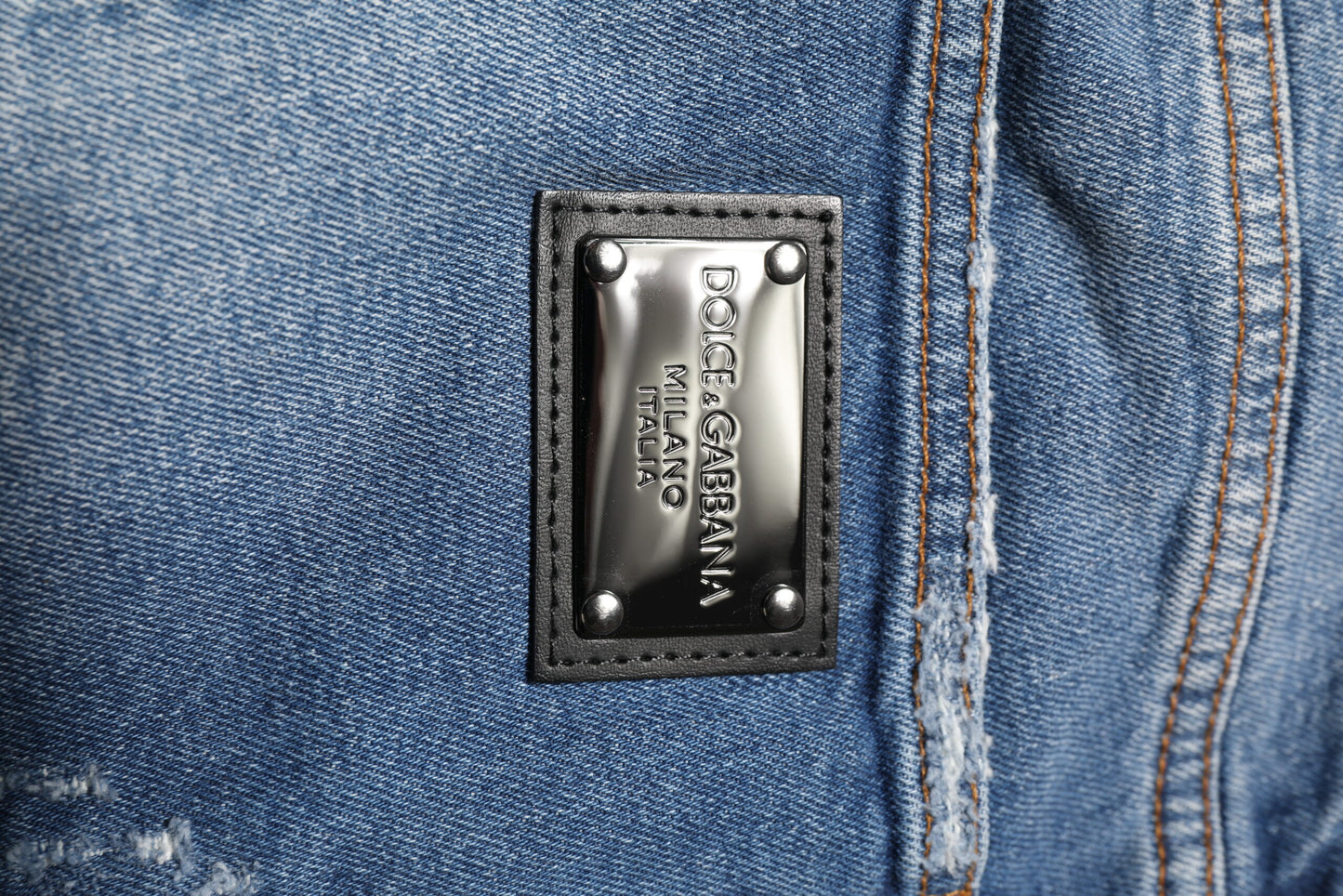 Dolce &amp; Gabbana – Blaue Jeans aus gewaschener Baumwolle mit Logo-Schild
