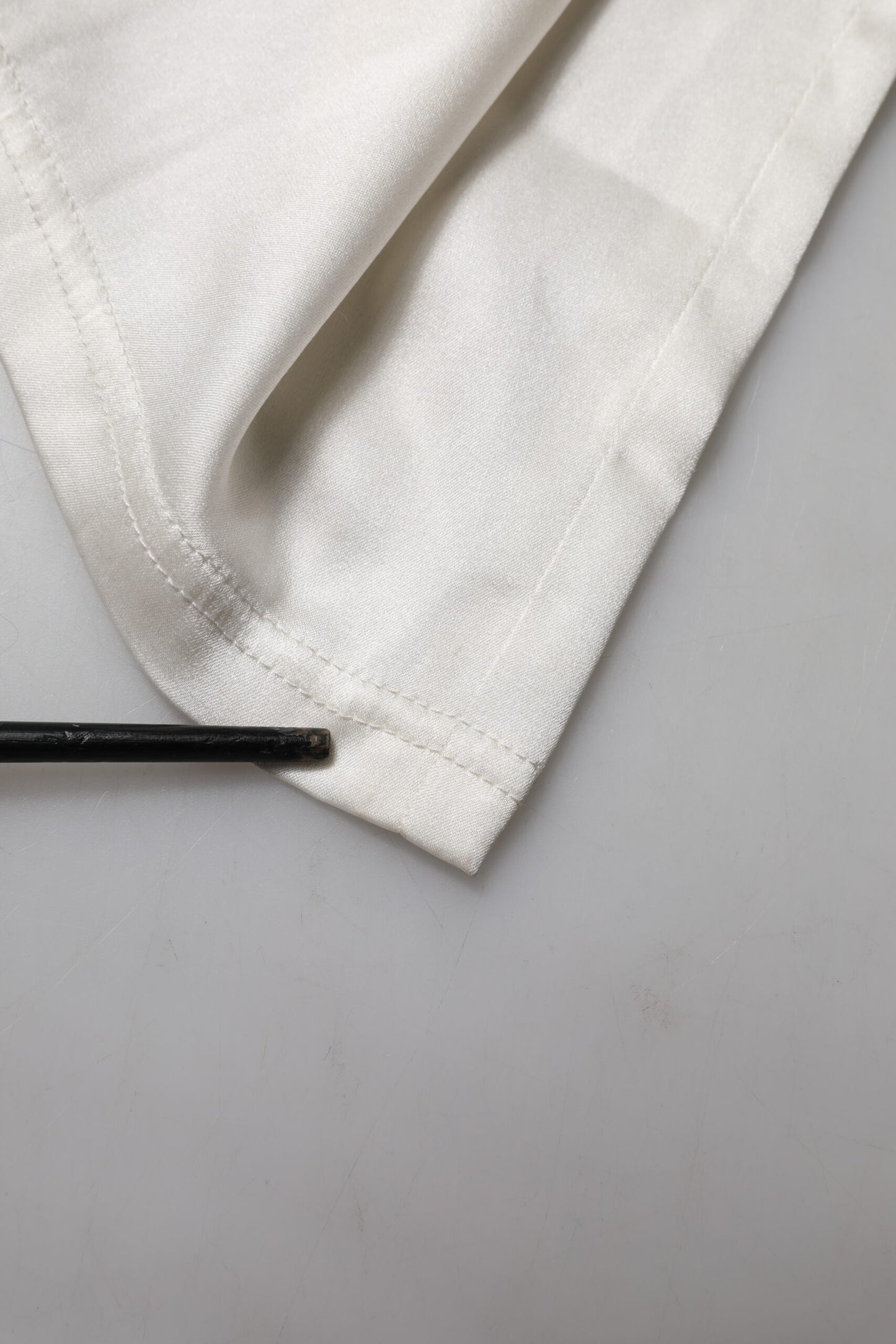 Dolce &amp; Gabbana – Konische Hose aus elfenbeinfarbener Seide mit hoher Taille