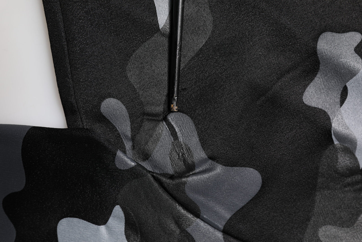 Dolce &amp; Gabbana Schwarzer Camouflage-Pullover