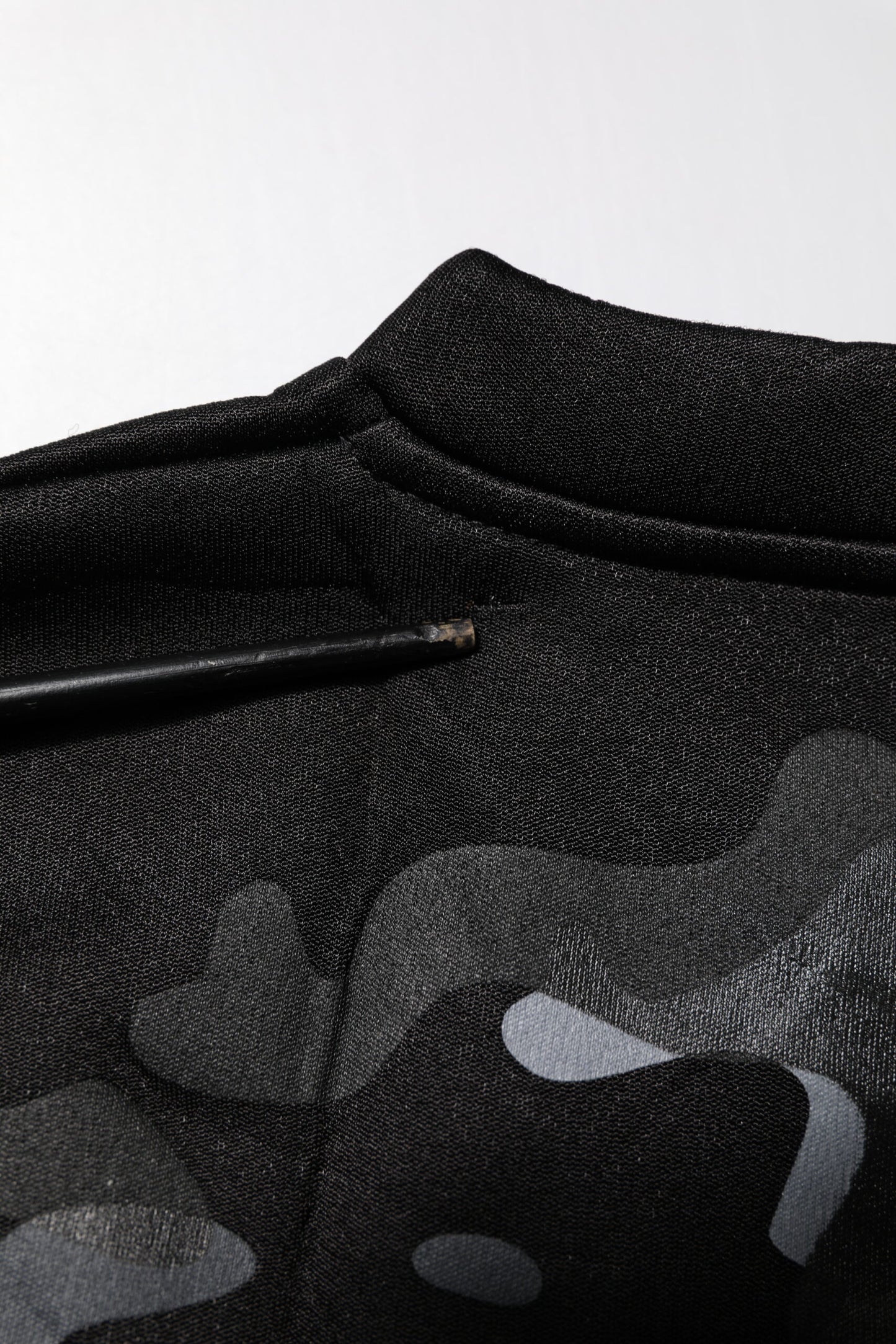 Dolce &amp; Gabbana Schwarzer Camouflage-Pullover