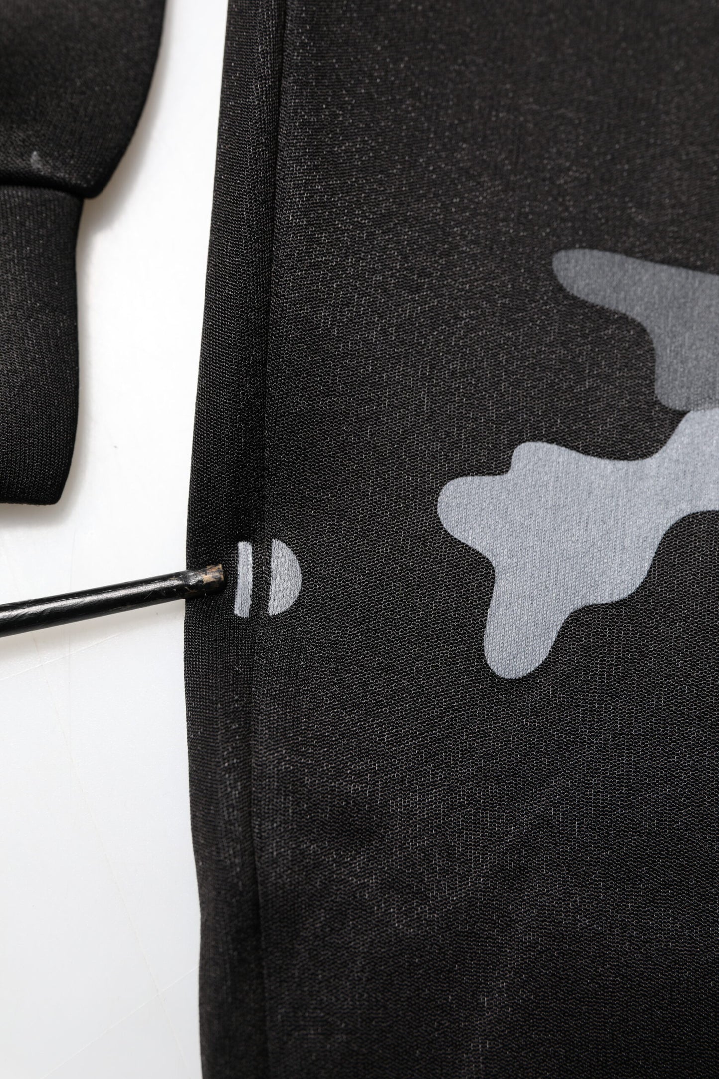 Dolce &amp; Gabbana Schwarzer Camouflage-Pullover