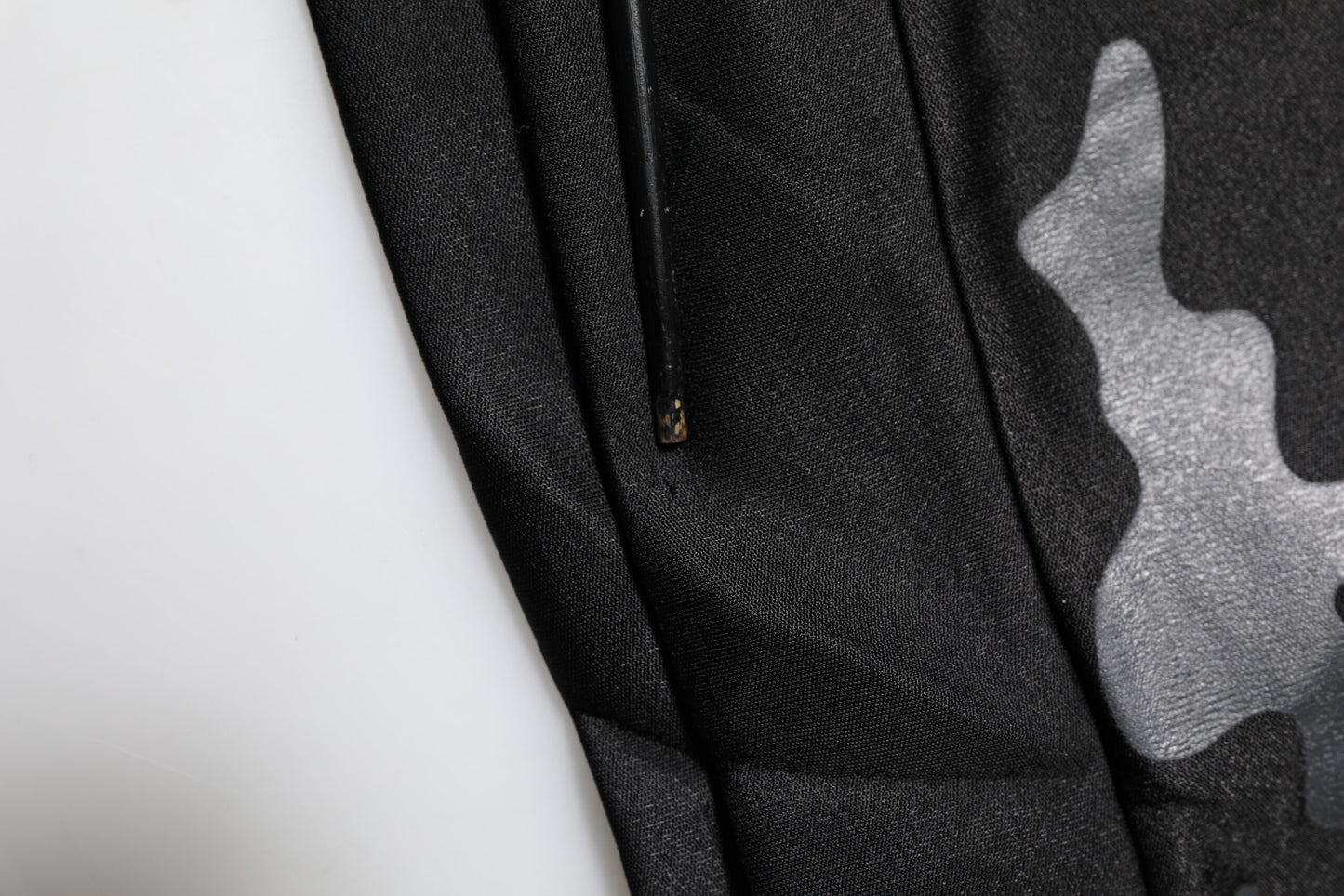 Dolce &amp; Gabbana Schwarzer Camouflage-Pullover