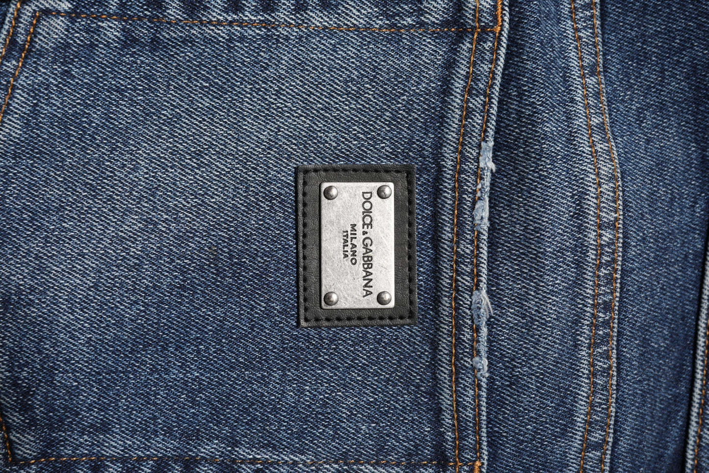 Dolce &amp; Gabbana – Gerade geschnittene Jeans aus Baumwolle mit mittlerer Taille in Blau 