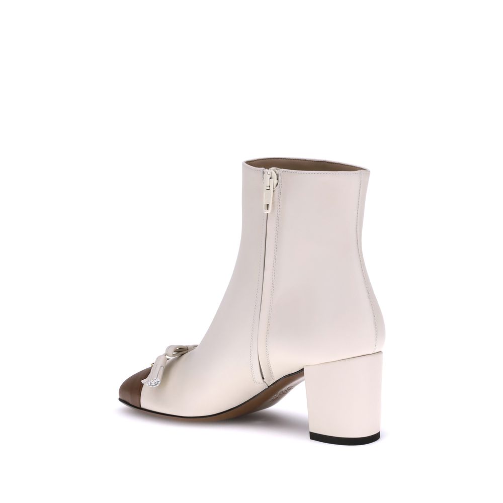 Valentino Garavani Stiefeletten aus cremefarbenem Ziegenleder