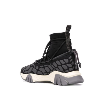 Versace – Sportliche Sneaker aus schwarzem Stoff