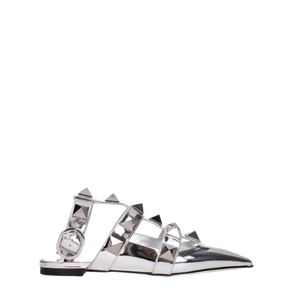 Valentino Garavani – Flache Sandalen aus grauem Leder