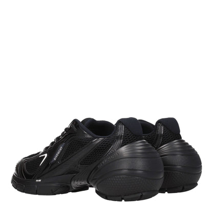 Givenchy – Sportliche Sneaker aus schwarzem Stoff