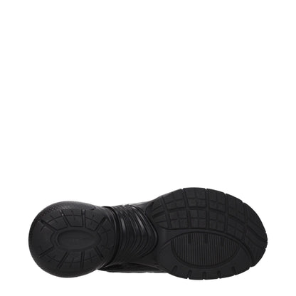 Givenchy – Sportliche Sneaker aus schwarzem Stoff