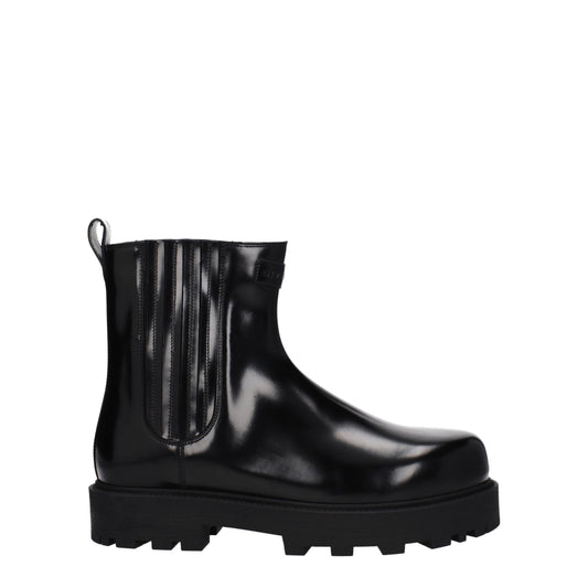Schwarze Ankle Boots aus Leder von Givenchy
