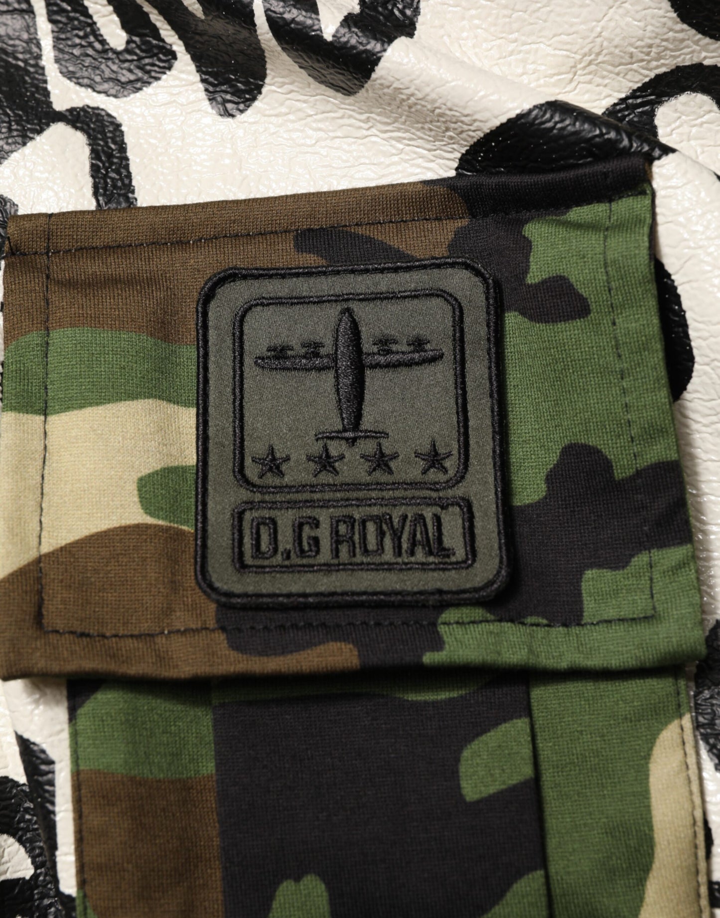 Dolce &amp; Gabbana Mehrfarbiger DGMania-Sweatshirtpullover mit Kapuze