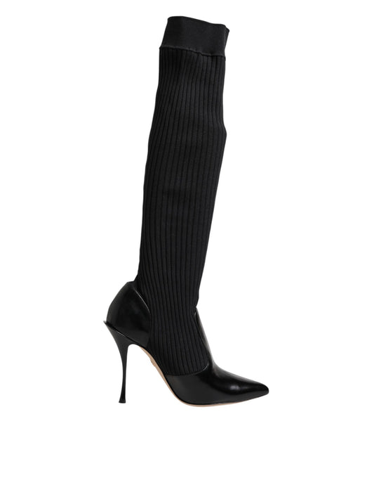 Dolce &amp; Gabbana – Kniehohe Stiefel aus geripptem Strick in Schwarz