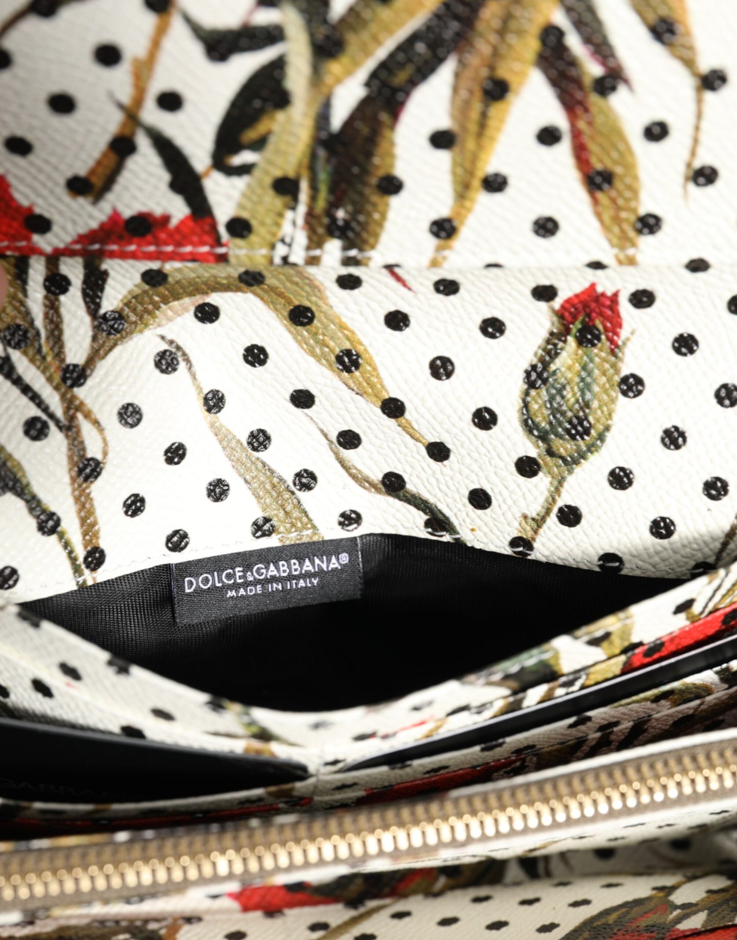 Dolce &amp; Gabbana – Dreifach gefaltete Kartenetui-Geldbörse aus schwarzem Leder mit Logo-Schild