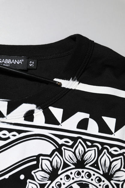 Dolce &amp; Gabbana – Schwarzes Baumwoll-T-Shirt mit Rundhalsausschnitt und Bandana-Print