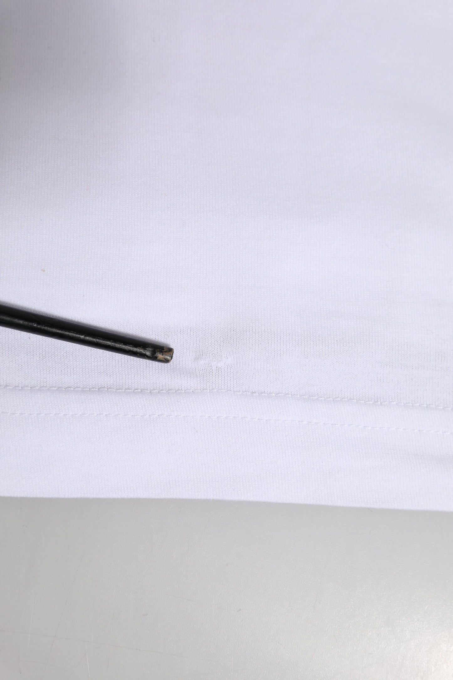 Dolce &amp; Gabbana – Weißes T-Shirt mit Rundhalsausschnitt und kurzen Ärmeln und Logo