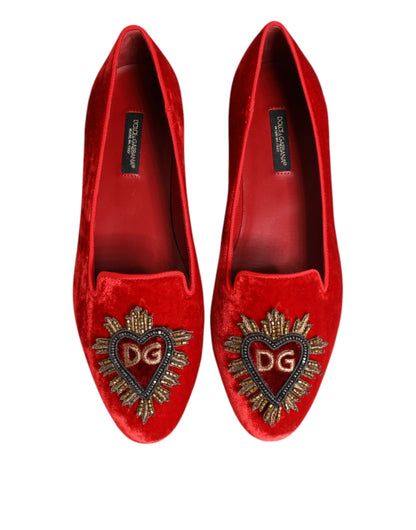 Dolce &amp; Gabbana – Rote Loafer aus Samt mit DG-Herzmotiv