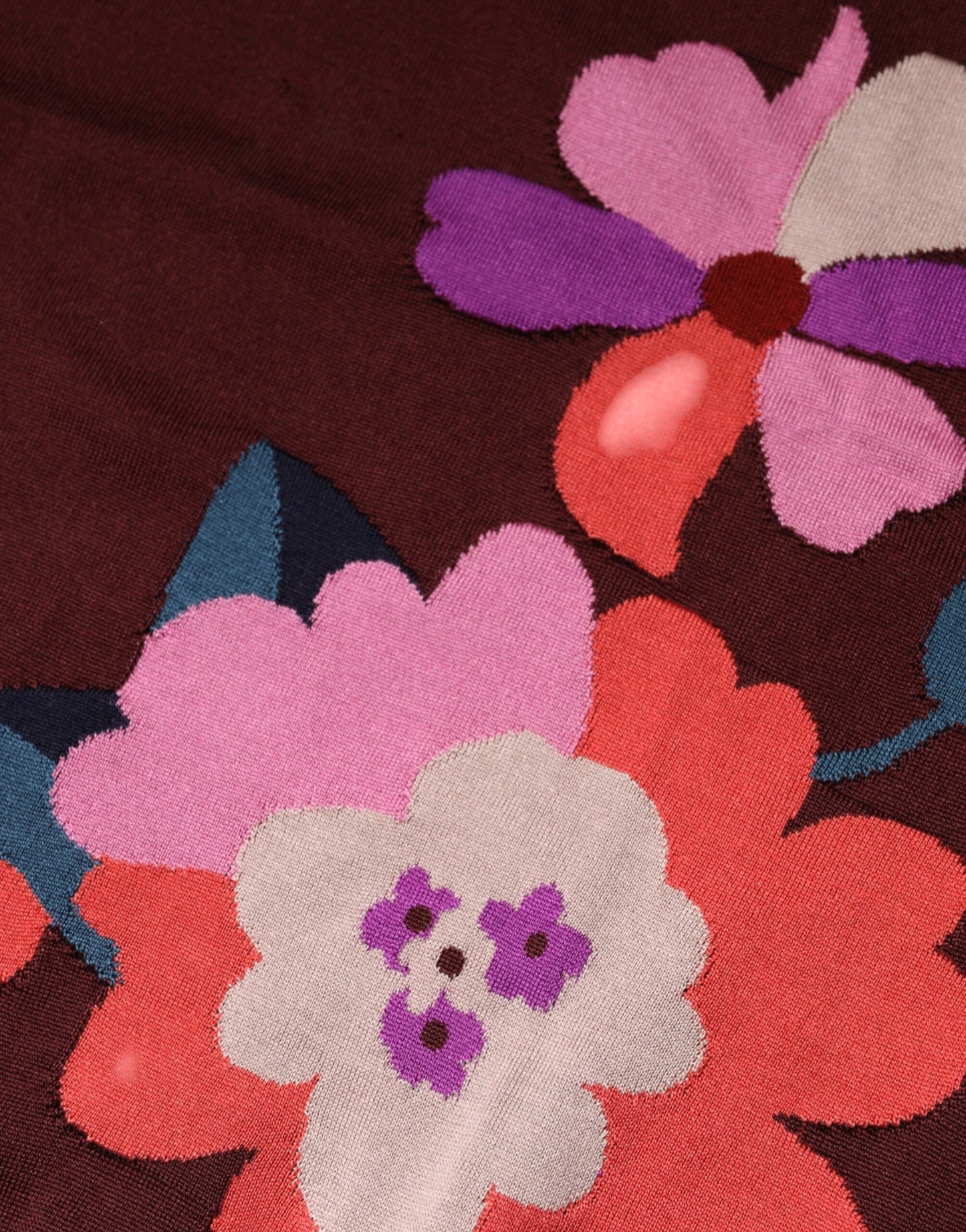 Dolce &amp; Gabbana – Kastanienbraunes Blusenoberteil aus Seide mit Blumenmuster und Rundhalsausschnitt