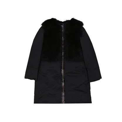 Schwarzen Polyester-Mantel hinzufügen