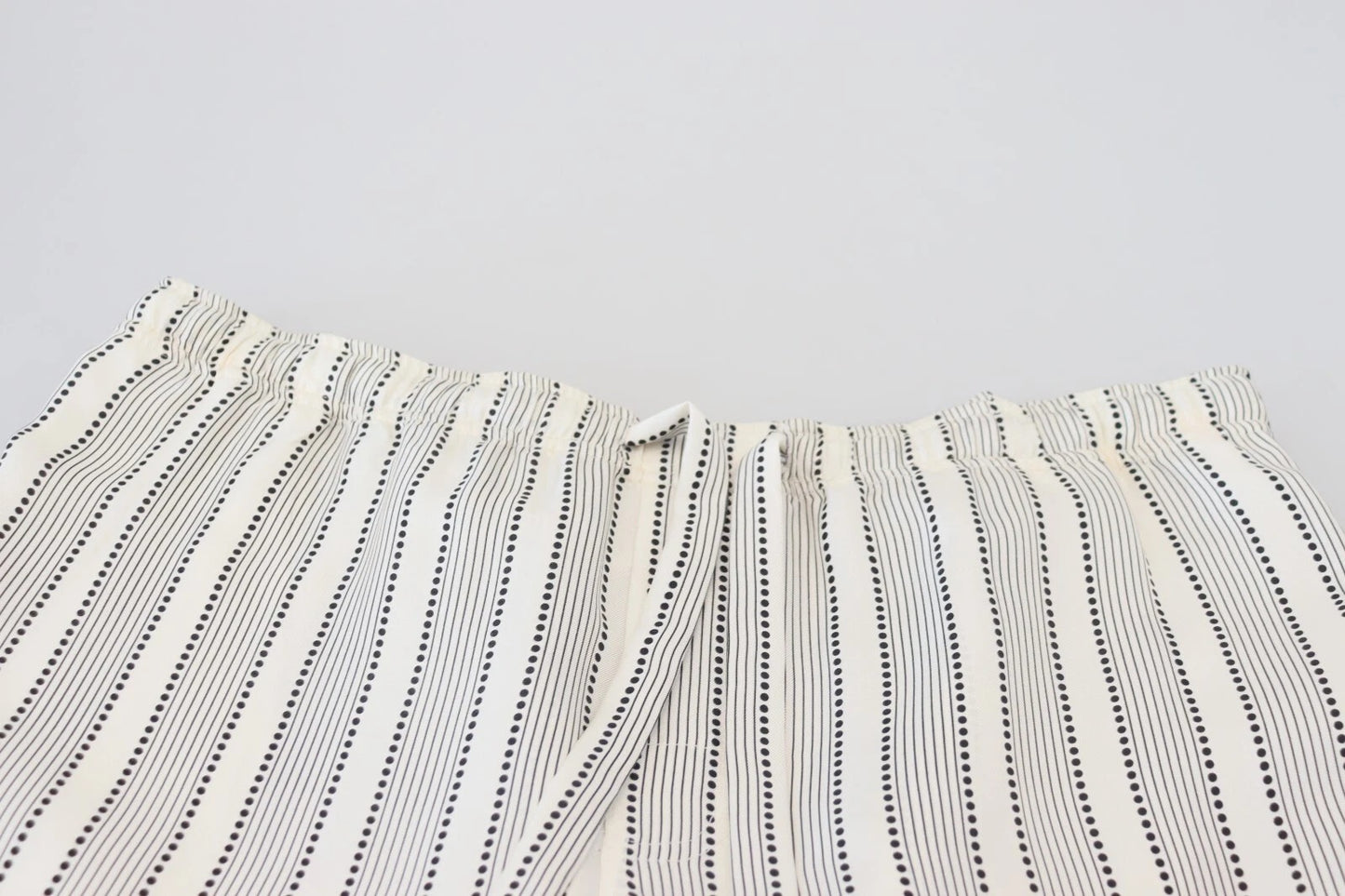 Dolce &amp; Gabbana – Loungehose aus Seide mit weißen Streifen