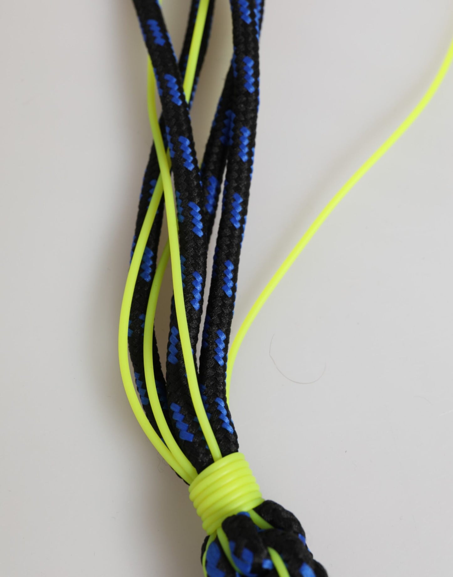 Dolce &amp; Gabbana Mehrfarbiger Schlüsselanhänger mit DG-Logo aus Polyesterband