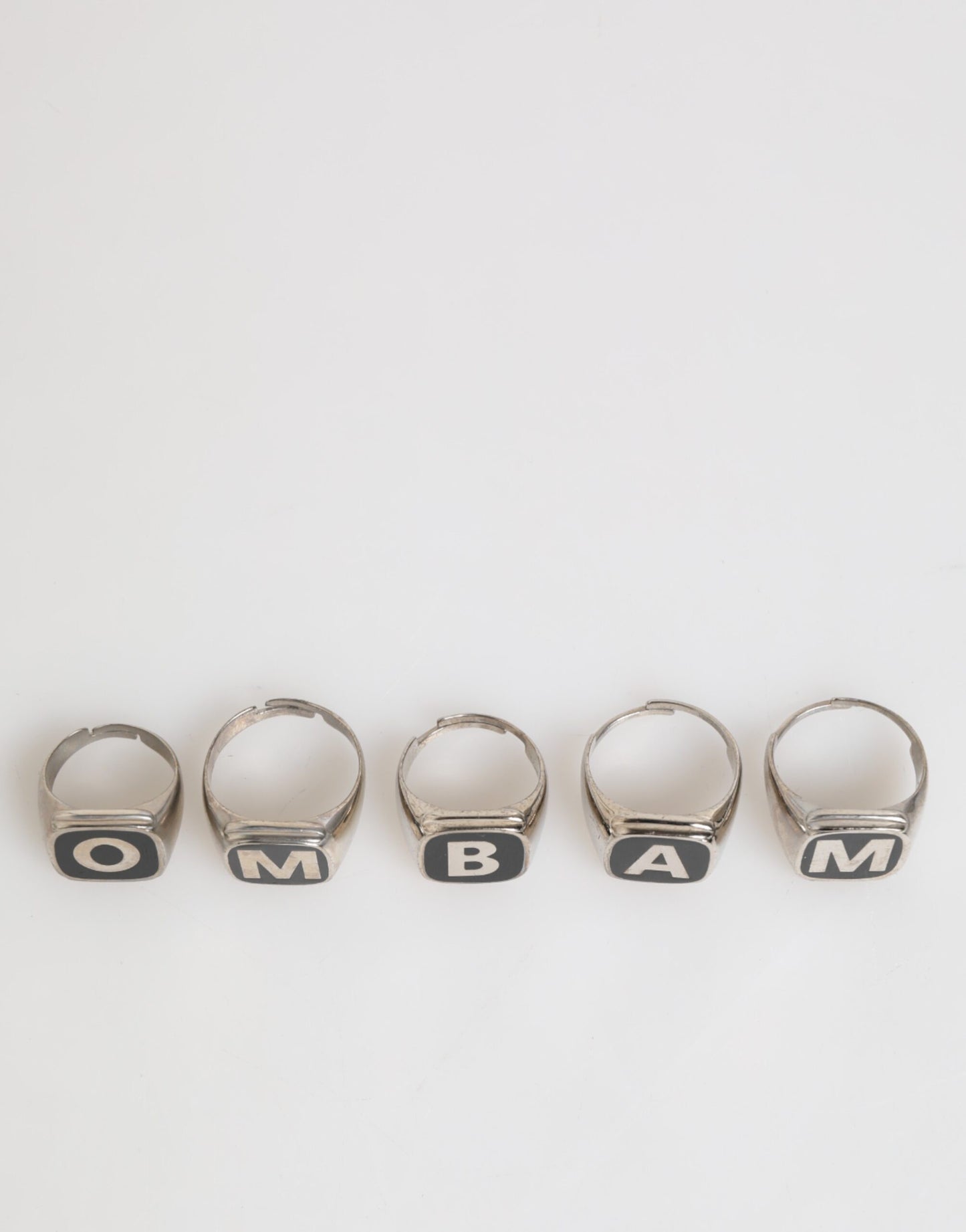 Dolce &amp; Gabbana – Silberfarbenes Messing-Schriftzug-Set, 5-teilig, verstellbarer Ring