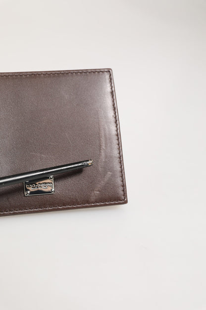 Dolce &amp; Gabbana – Braune Lederbrieftasche mit DG-Logogravur und zweifach faltbarem Kartenetui