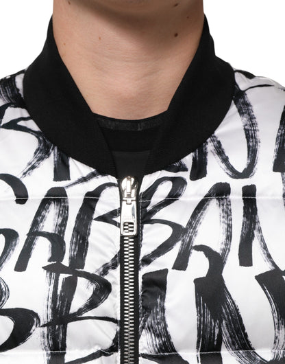 Dolce &amp; Gabbana – Puffer-Bomberjacke mit Graffiti-Logo in Weiß und Schwarz