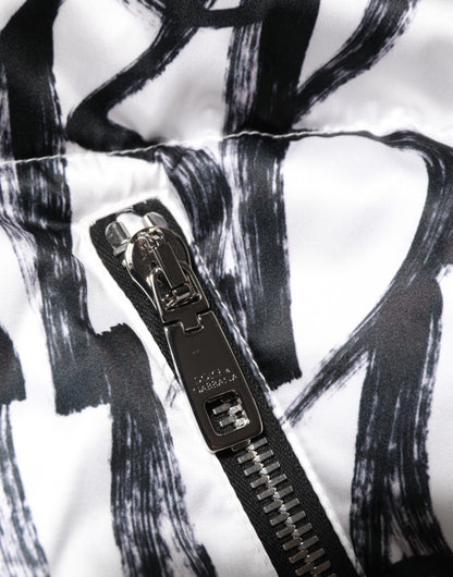 Dolce &amp; Gabbana – Puffer-Bomberjacke mit Graffiti-Logo in Weiß und Schwarz