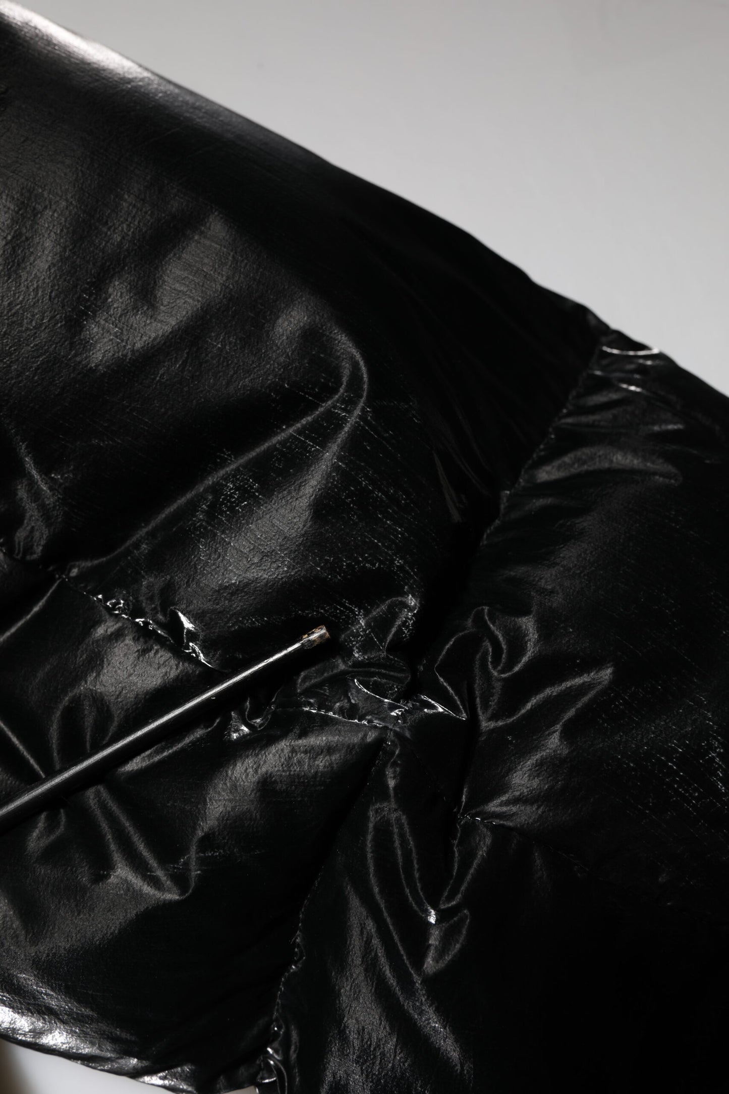 Dolce &amp; Gabbana – Schwarze Steppjacke mit durchgehendem Reißverschluss und Kapuze