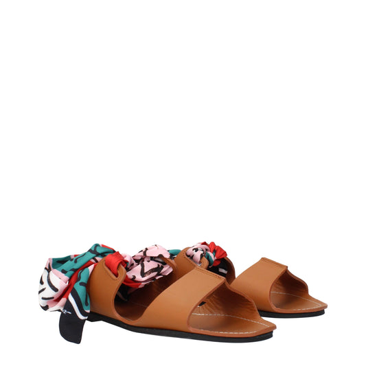 Max Mara – Flache Sandalen aus braunem Leder