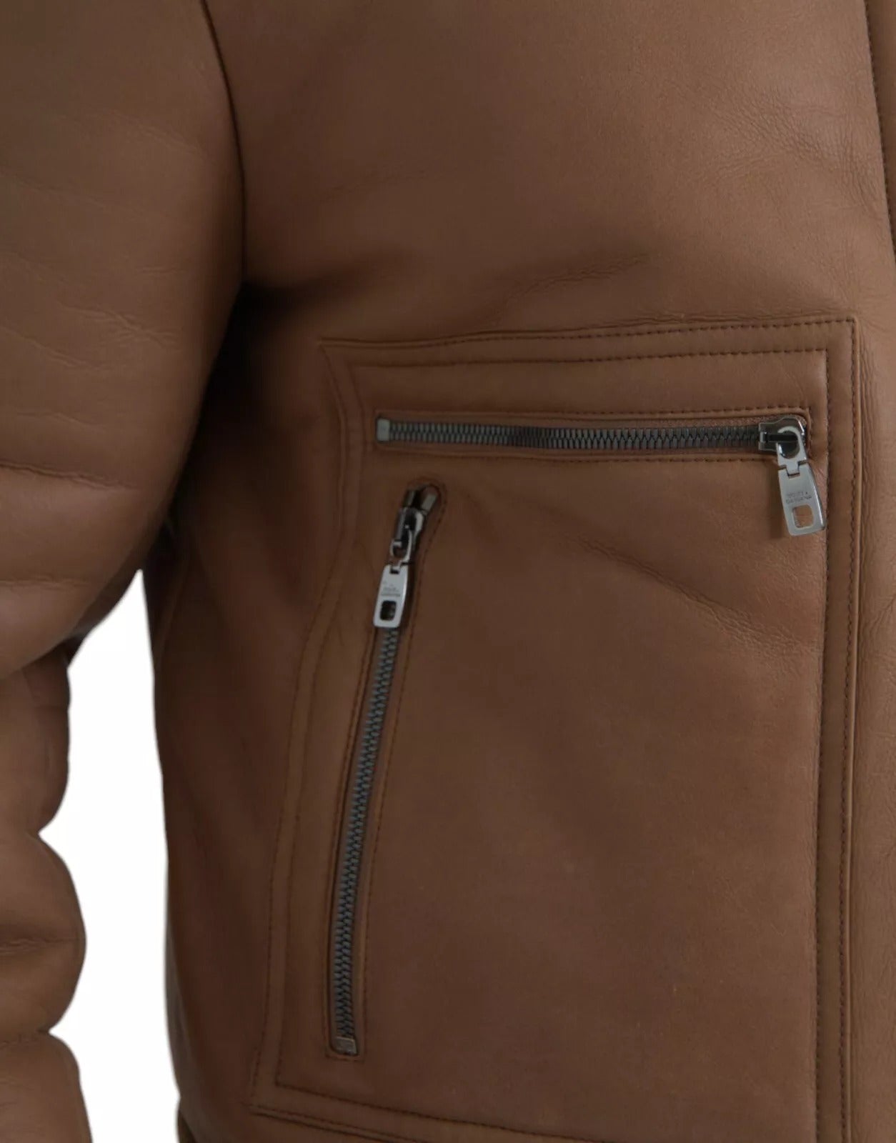 Dolce &amp; Gabbana – Bikerjacke aus braunem Leder mit Pelzknöpfen